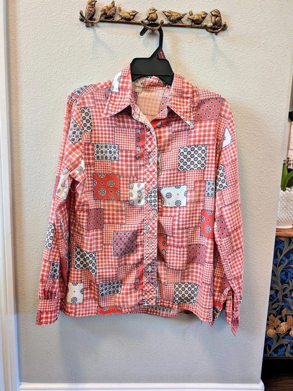 Vintage 70s pointed collared button shirt coral faux patchwork ladies